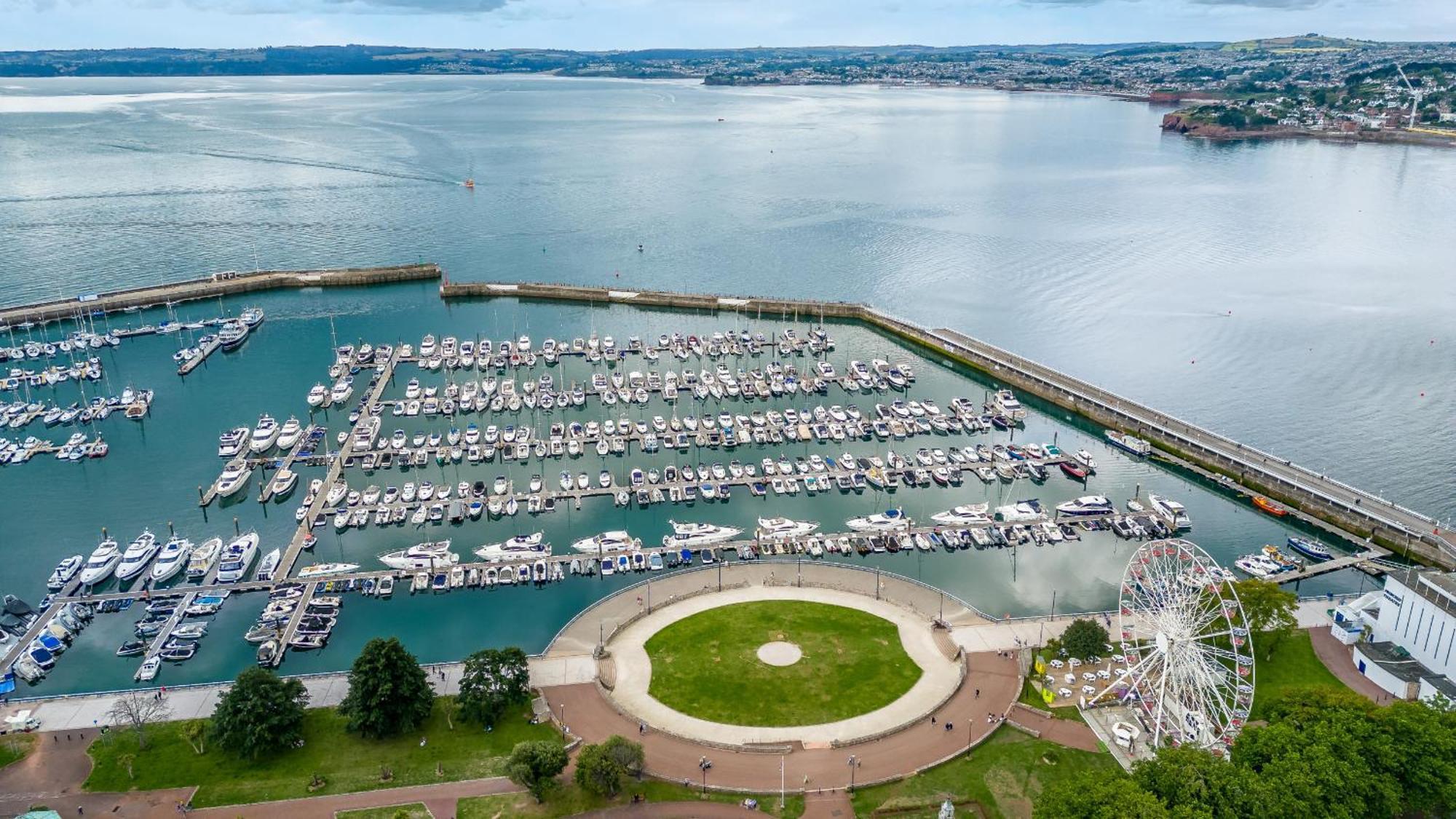 Harbour Breeze - Contemporary Waterside Bolthole On Torquay'S Iconic Marina Apartment Exterior photo